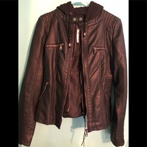 GORGEOUS *made by Johnny LA* vegan leather jacket!